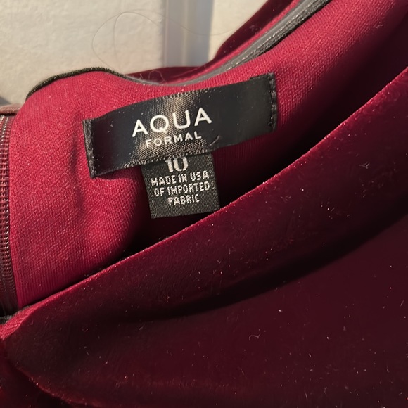 Velvet gown - Picture 2 of 2